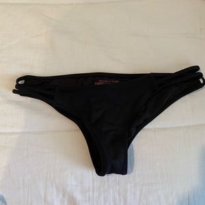 Victoria secret small Bellini bottom